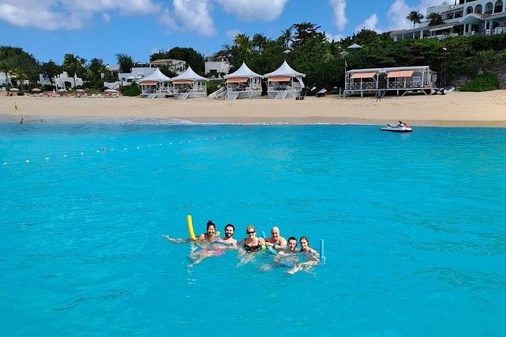 Luxury catamaran sailing and snorkeling tour in Sint Maarten with gourmet lunch and open bar, photo 24 | wizardtrip
