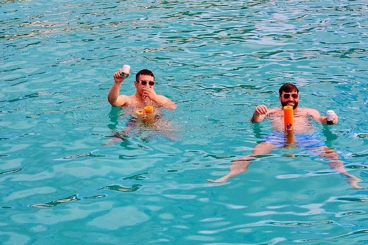 Luxury catamaran sailing and snorkeling tour in Sint Maarten with gourmet lunch and open bar, photo 34 | wizardtrip