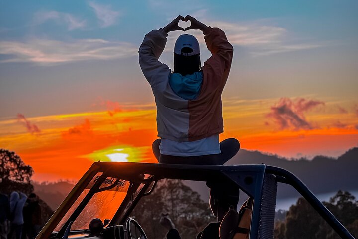 Private 4WD jeep tour to witness Mount Batur sunrise and explore black lava fields in Ubud, Indonesia, photo 7 | wizardtrip