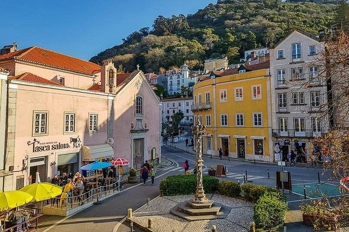 En guidet tur som utforsker de historiske palassene og naturskjønne kystlinjene til Sintra og Cascais fra Lisboa, foto 8 | wizardtrip