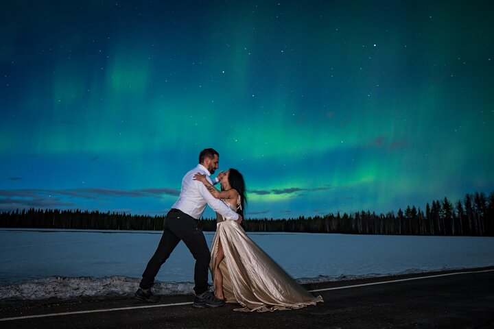 Experimente a magia da Aurora Boreal em uma caça guiada em Rovaniemi, Finlândia, com fotografia profissional, foto 14 | wizardtrip