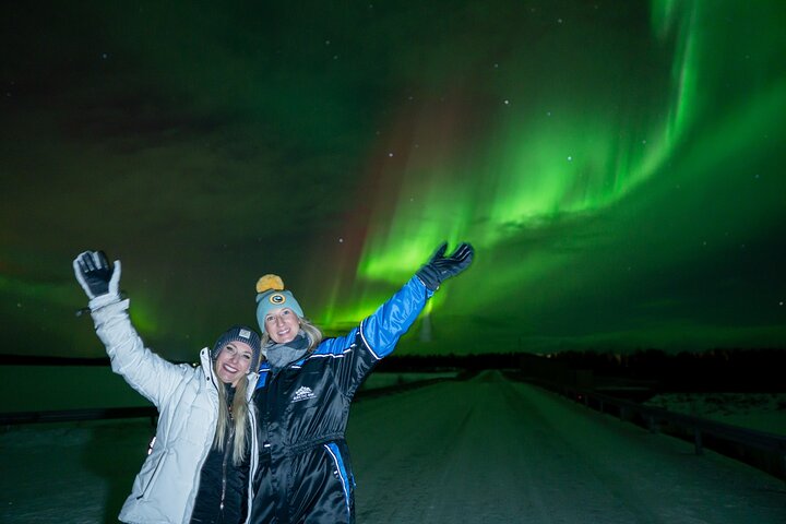 Experimente a magia da Aurora Boreal em uma caça guiada em Rovaniemi, Finlândia, com fotografia profissional, foto 18 | wizardtrip
