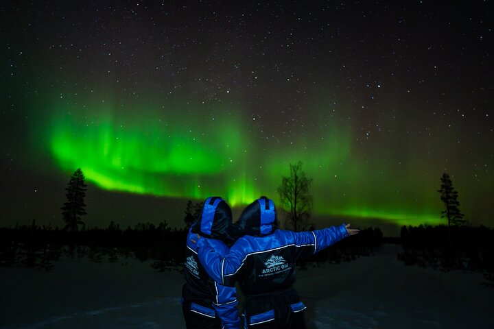 Experimente a magia da Aurora Boreal em uma caça guiada em Rovaniemi, Finlândia, com fotografia profissional, foto 30 | wizardtrip