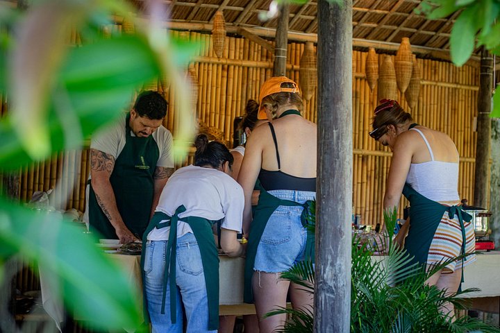 Praktisk vietnamesisk madlavningskursus med markedstur og kurvebådssejlads i Hoi Ans landskab, foto 15 | wizardtrip