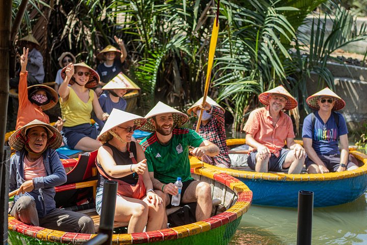 Praktisk vietnamesisk madlavningskursus med markedstur og kurvebådssejlads i Hoi Ans landskab, foto 17 | wizardtrip