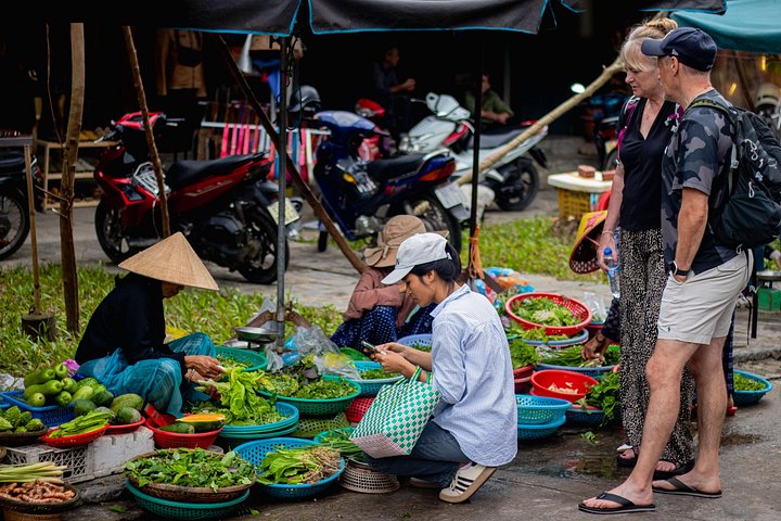 Praktisk vietnamesisk madlavningskursus med markedstur og kurvebådssejlads i Hoi Ans landskab, foto 32 | wizardtrip