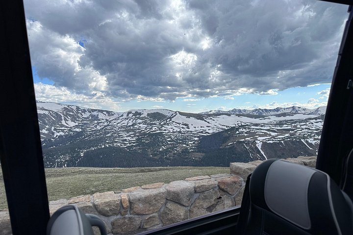 Naturskjønn tur i Rocky Mountain nasjonalpark i en varebil med glasstak, foto 10 | wizardtrip