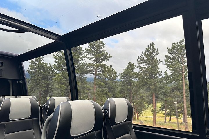 Naturskjønn tur i Rocky Mountain nasjonalpark i en varebil med glasstak, foto 34 | wizardtrip