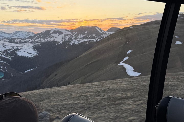 Naturskjønn tur i Rocky Mountain nasjonalpark i en varebil med glasstak, foto 45 | wizardtrip
