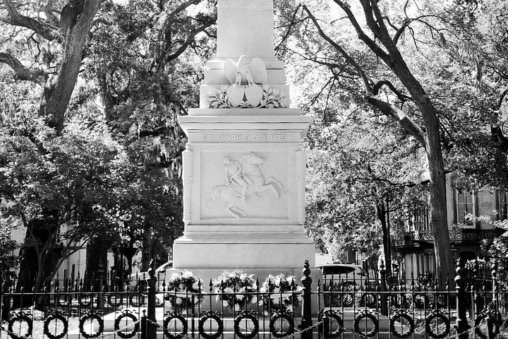 Nachtelijke spookwandeling in de historische wijk van Savannah, met bezoeken aan spookachtige locaties en begraafplaatsen, foto 34 | wizardtrip