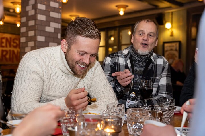 Un tour gastronomico guidato a Reykjavik che esplora la cucina tradizionale islandese e le prelibatezze locali, foto 6 | wizardtrip