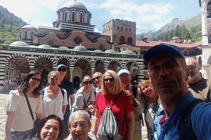 Ganztägige geführte Tour zum Rila-Kloster und zur Bojana-Kirche ab Sofia, Bulgarien, Foto 8 | wizardtrip