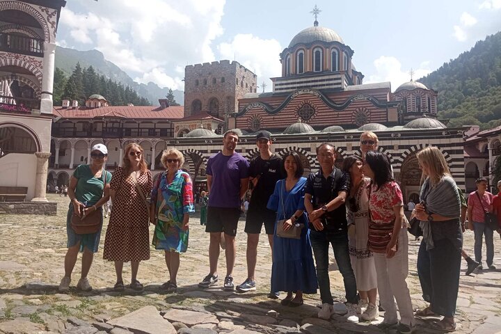 Ganztägige geführte Tour zum Rila-Kloster und zur Bojana-Kirche ab Sofia, Bulgarien, Foto 18 | wizardtrip