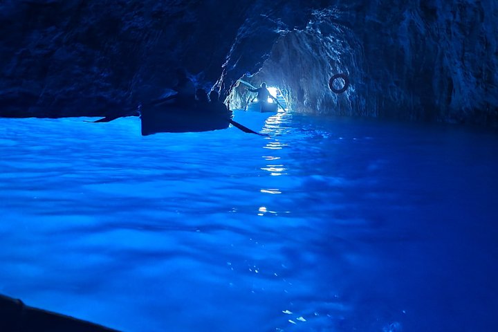 Small group boat tour to Capri from Sorrento, featuring the Blue Grotto and coastal sights, photo 17 | wizardtrip