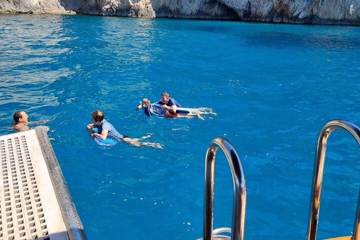 Small group boat tour to Capri from Sorrento, featuring the Blue Grotto and coastal sights, photo 32 | wizardtrip