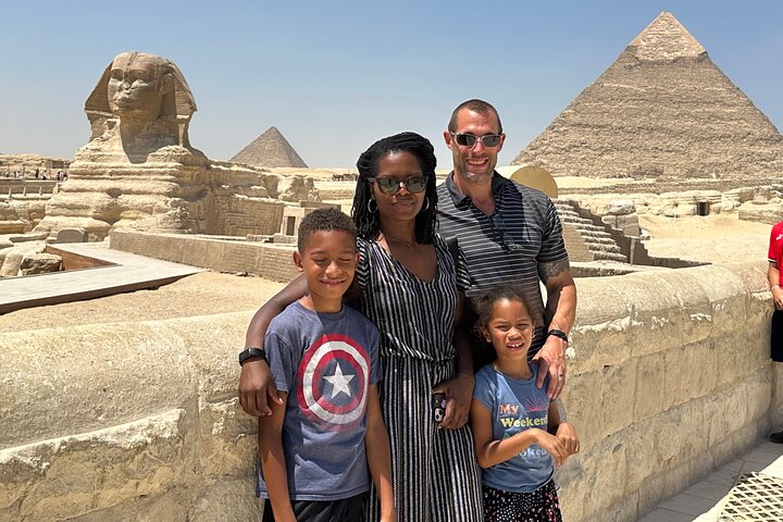 Explore as antigas Pirâmides de Gizé, a Esfinge e desfrute de um passeio de camelo neste tour privado completo do Cairo, foto 7 | wizardtrip