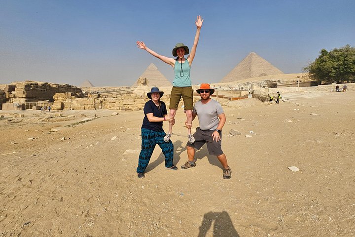 Explore as antigas Pirâmides de Gizé, a Esfinge e desfrute de um passeio de camelo neste tour privado completo do Cairo, foto 13 | wizardtrip