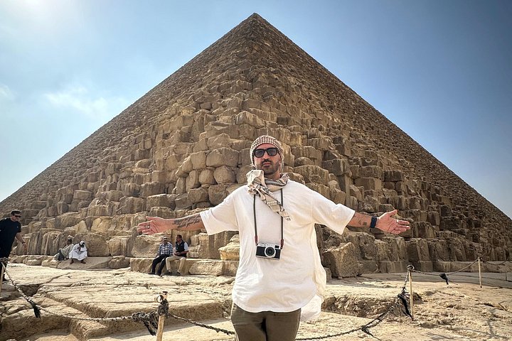 Explore as antigas Pirâmides de Gizé, a Esfinge e desfrute de um passeio de camelo neste tour privado completo do Cairo, foto 22 | wizardtrip