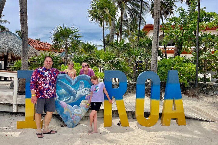 Visite privée à Roatan : parc animalier, plongée et plage de West Bay, photo 17 | wizardtrip