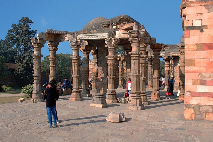 Utforska historiska platser och livliga marknader på en guidad tur i Gamla och Nya Delhi, foto 13 | wizardtrip