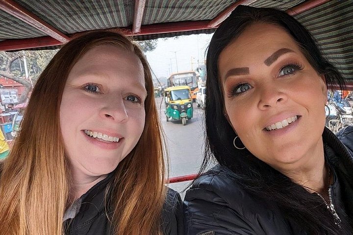 Utforska historiska platser och livliga marknader på en guidad tur i Gamla och Nya Delhi, foto 14 | wizardtrip
