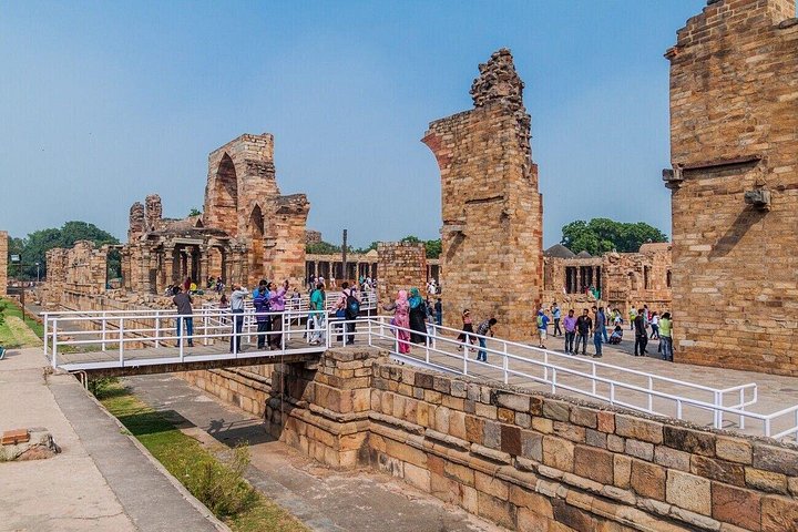 Utforska historiska platser och livliga marknader på en guidad tur i Gamla och Nya Delhi, foto 18 | wizardtrip