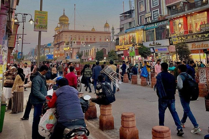 Utforska historiska platser och livliga marknader på en guidad tur i Gamla och Nya Delhi, foto 25 | wizardtrip