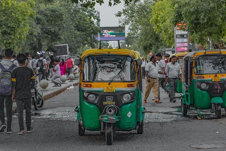 Utforska historiska platser och livliga marknader på en guidad tur i Gamla och Nya Delhi, foto 27 | wizardtrip