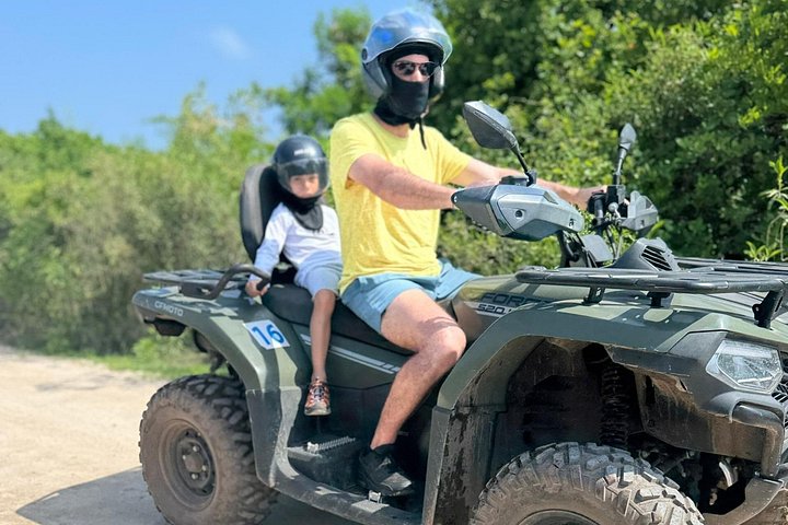 Quad biking eventyr på Zanzibar, udforskning af landsbyer og strande som Kendwa, foto 31 | wizardtrip