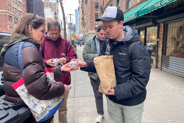 Uma exploração culinária e cultural do Greenwich Village de Nova York, com marcos icônicos e deliciosas degustações, foto 10 | wizardtrip