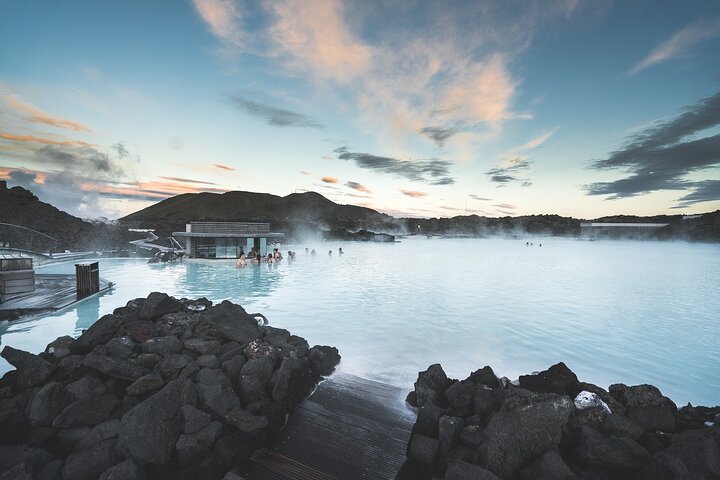 Small-Group Golden Circle, Blue Lagoon with Ticket & Kerid Crater | wizardtrip