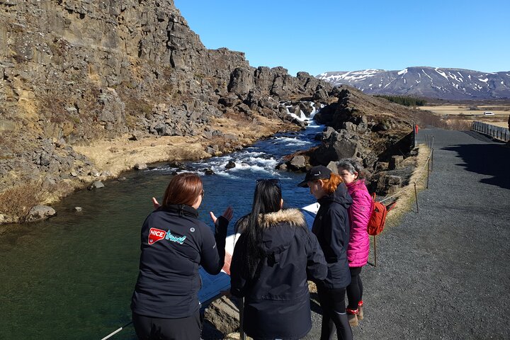 Small group tour exploring Iceland's Golden Circle, including Thingvellir, Geysir, Gullfoss, and the Blue Lagoon, photo 6 | wizardtrip