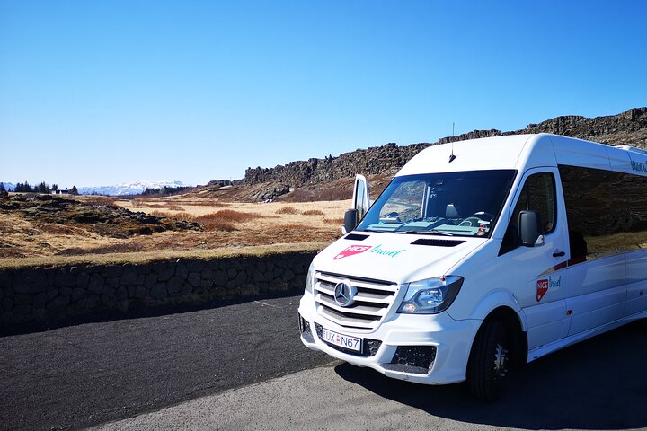 Small group tour exploring Iceland's Golden Circle, including Thingvellir, Geysir, Gullfoss, and the Blue Lagoon, photo 8 | wizardtrip