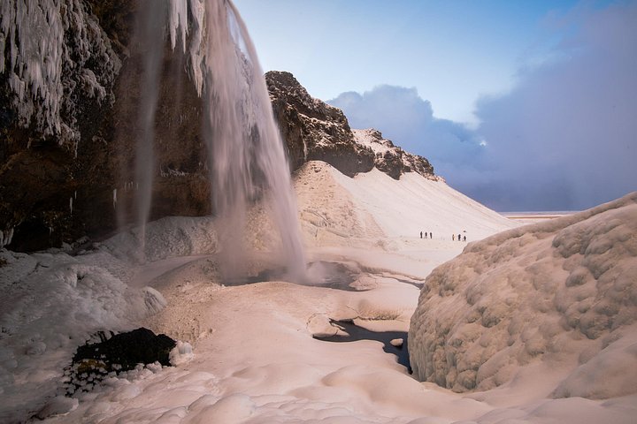 Utforska Islands sydkust, glaciärer, isgrottor och vattenfall på en 2-dagars tur i liten grupp från Reykjavik, foto 10 | wizardtrip
