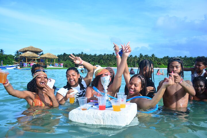 Privat katamaran cruise i Punta Cana med snorkling, delfinsafari og frokost, foto 30 | wizardtrip