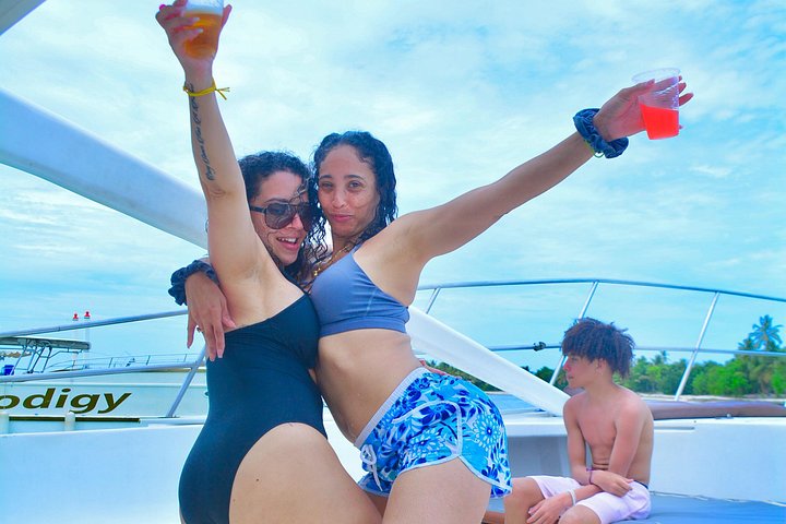 Privat katamaran cruise i Punta Cana med snorkling, delfinsafari og frokost, foto 32 | wizardtrip