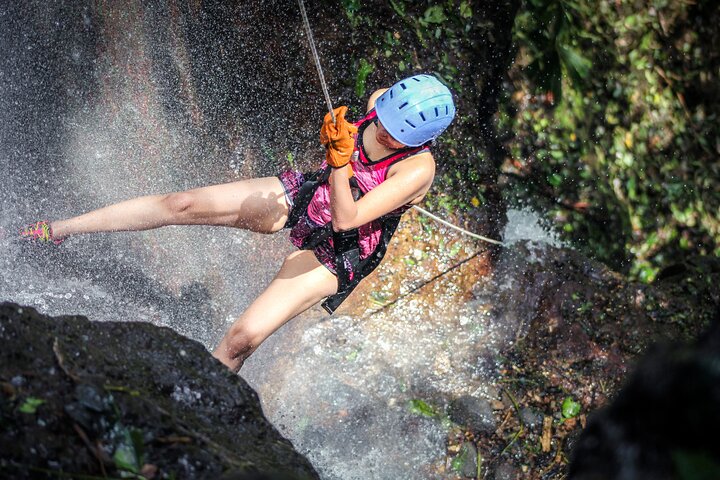 Experience thrilling waterfall rappelling and canyoning adventure in the lush rainforest near Arenal Volcano, Costa Rica, photo 13 | wizardtrip