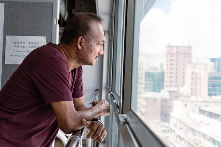 Visite guidée explorant les appartements subdivisés et les logements en cage dans le district de Sham Shui Po à Hong Kong, photo 8 | wizardtrip
