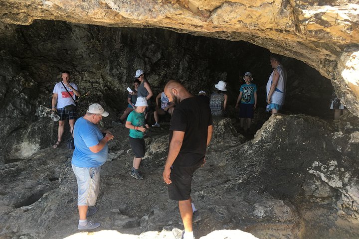 Aventure en jeep explorant des grottes marines, des ponts naturels et des plages à Ayia Napa, Chypre, photo 15 | wizardtrip