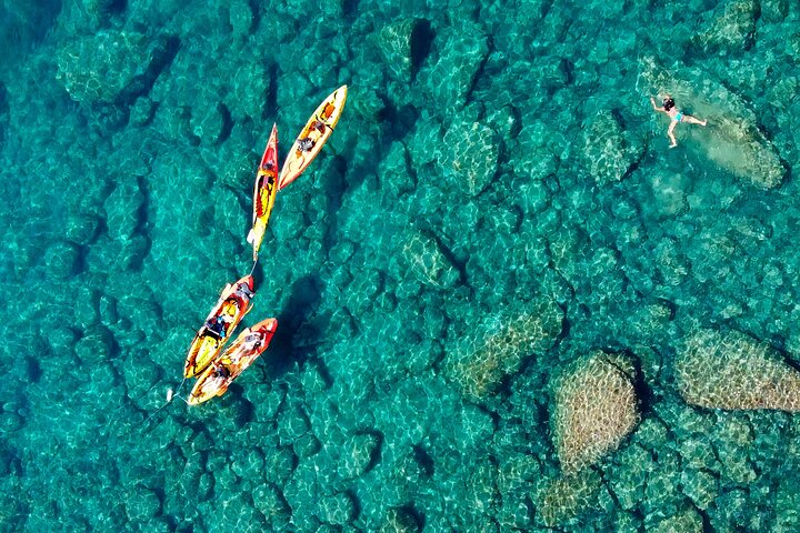 Costa Brava Tour: Kayak, Snorkel & Cliff Jump from Barcelona | wizardtrip