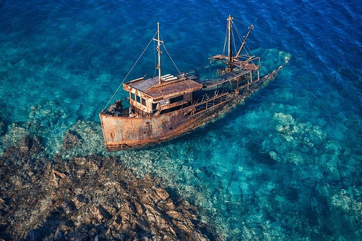 モンテネグロの青の洞窟とコトル湾を巡るボートツアー、写真16 | wizardtrip