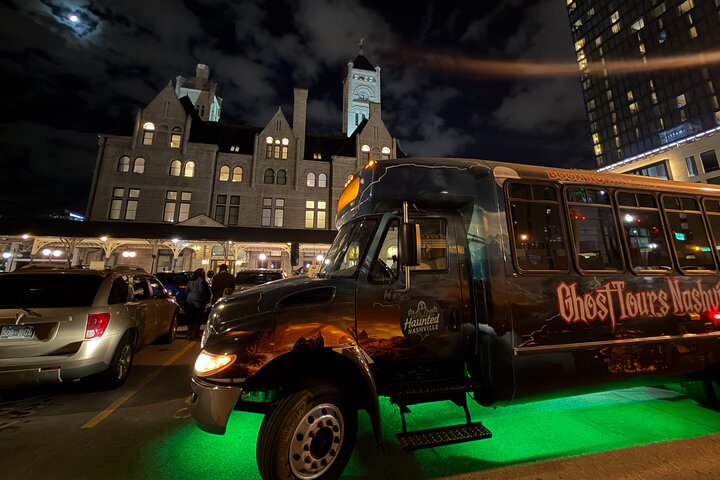 Nashville ghost bus tour exploring haunted locations and true crime history, photo 10 | wizardtrip