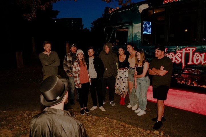 Nashville ghost bus tour exploring haunted locations and true crime history, photo 15 | wizardtrip