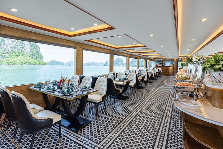 Croisière de luxe d'une journée dans la baie d'Halong, Vietnam, avec grottes, îles et transfert en limousine, photo 14 | wizardtrip