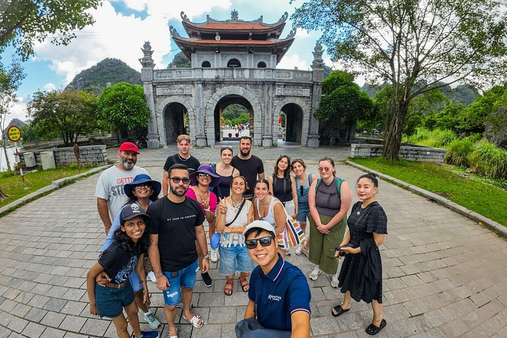Full-day tour exploring Ninh Binh's heritage sites, including Hoa Lu, Tam Coc, and Mua Cave, from Hanoi, photo 25 | wizardtrip