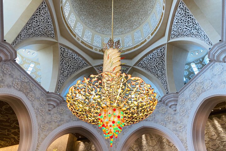Visite d'une demi-journée des sites emblématiques d'Abu Dhabi, y compris la Grande Mosquée et l'Emirates Palace, photo 7 | wizardtrip
