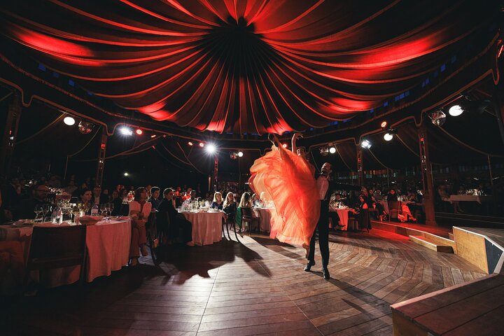 Découvrez le Strauss Dinner Show à Vienne, un mélange de musique classique, de performance et de gastronomie, photo 19 | wizardtrip