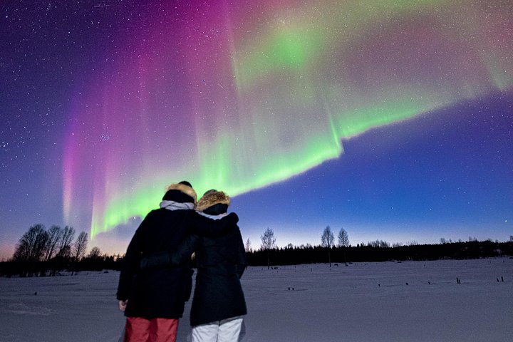 Chase the Northern Lights in Rovaniemi with a small group, professional photos, and a refund guarantee, photo 13 | wizardtrip