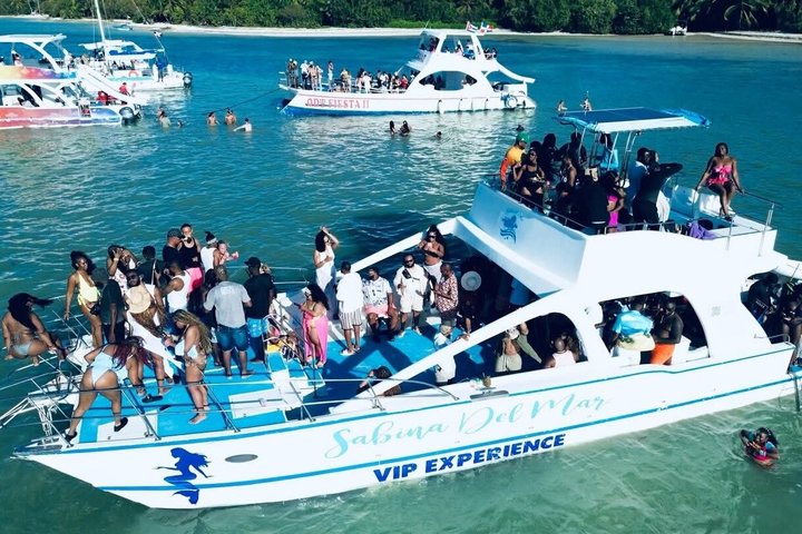 Festbåttur kun for voksne i Punta Cana med snorkling, åpen bar og DJ, foto 10 | wizardtrip