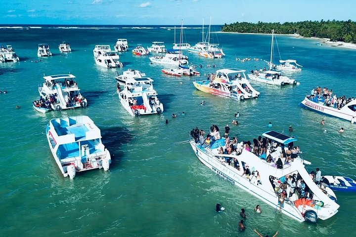 Festbåttur kun for voksne i Punta Cana med snorkling, åpen bar og DJ, foto 27 | wizardtrip